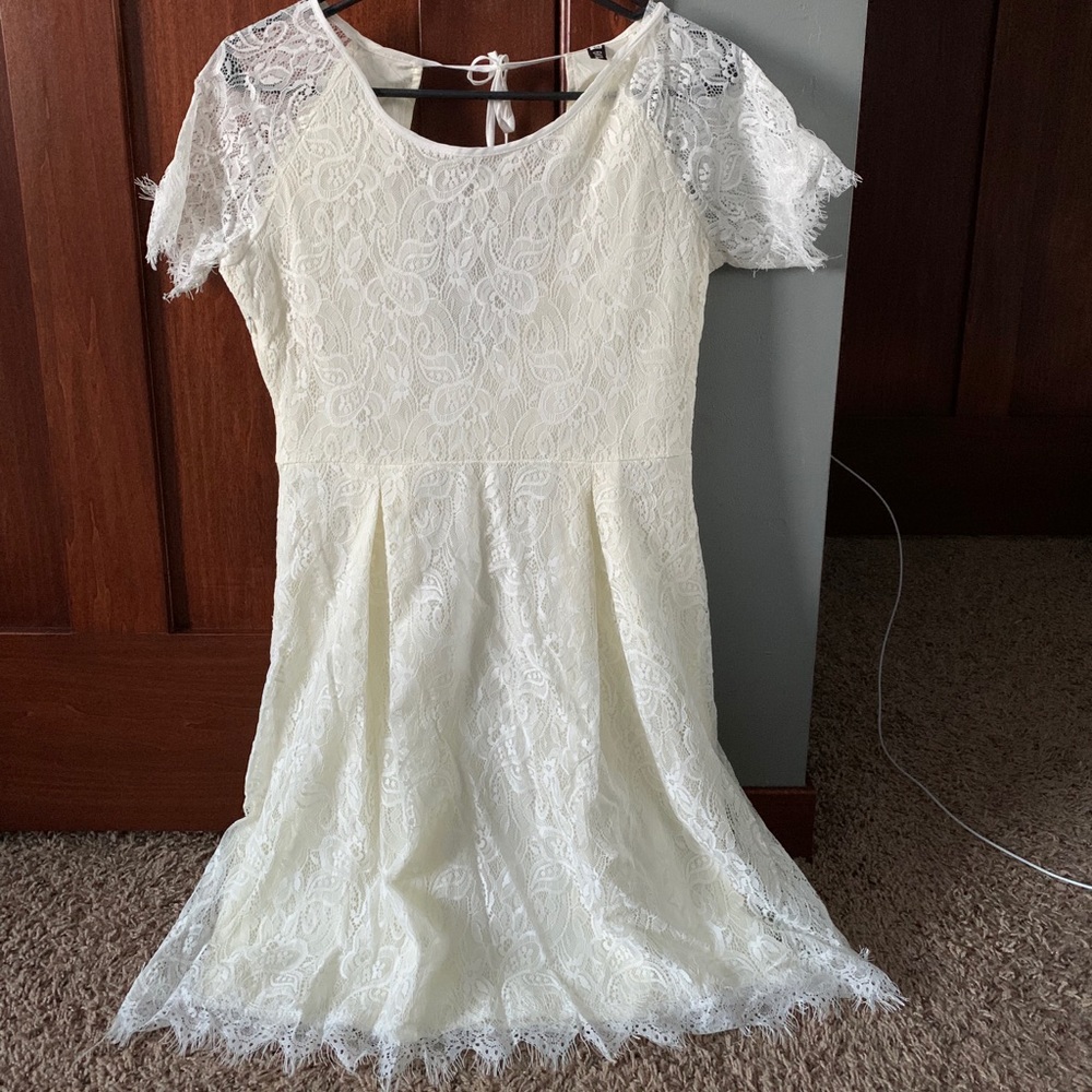 White lace dress